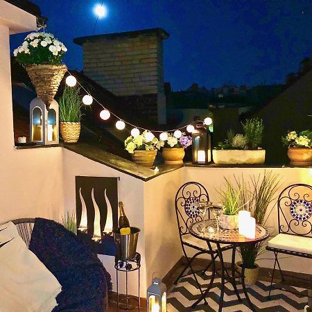 Duplex With Quite Terrace On Wenceslas Sq. Prague Exterior photo